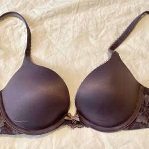 Sexy Victoria’s Secret Body By Victoria 34B Push-Up